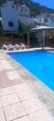 Chalet en Manantiales - Lagar - Cortijo. Villa en venta en alhaurin de la torre