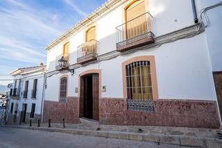 Maison jumelée à Ardales. Casa del siglo xviii ideal para hotel rural o b&b