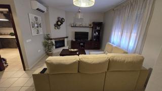 Casa adossada a Pizarra. Chalet adosado en venta en pizarra