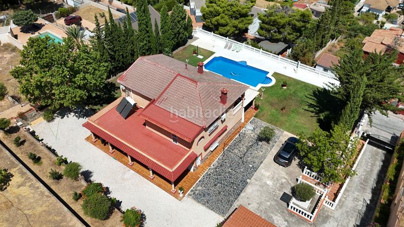 Foto 891416d2-46fd-4217-8c13-1a8d4dcb33cf. Chalet con camino parcheggio piscina in Pinos de Alhaurín Alhaurín de la Torre