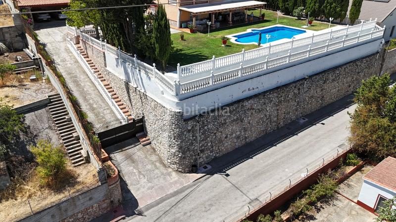 Foto c1273589-99d4-4e5b-b771-47d6bbd148d9. Chalet con camino parcheggio piscina in Pinos de Alhaurín Alhaurín de la Torre