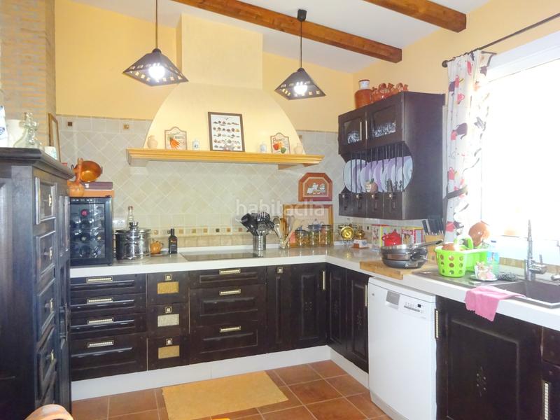 Foto 9d7eb377-b99d-4cf0-bccc-42bc7acdc3d1. Chalet con camino parcheggio piscina in El Romeral-Peñón de Zapata Alhaurín de la Torre