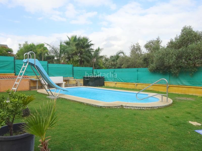 Foto f24dee48-9d81-4b5f-a7d3-d382510fac55. Chalet con camino parcheggio piscina in El Romeral-Peñón de Zapata Alhaurín de la Torre