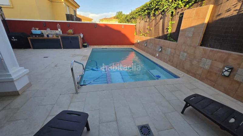 Foto 344c9794-49c8-4933-84ea-6b4a246584d6. Casa bifamiliare con parcheggio piscina in Pinos de Alhaurín Alhaurín de la Torre