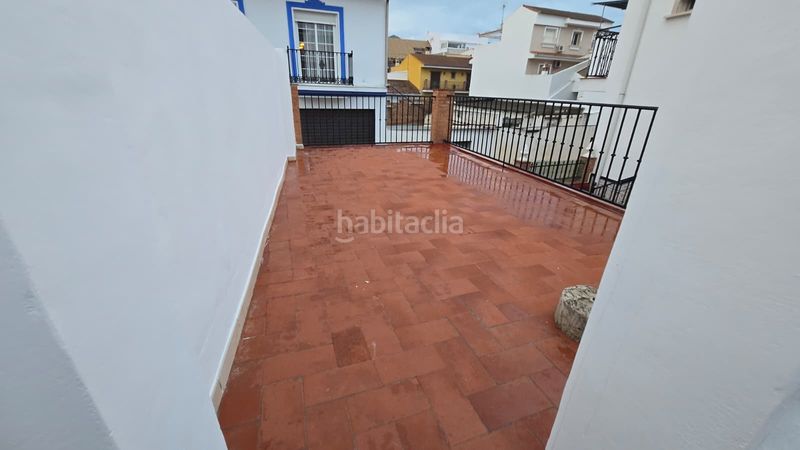 Foto d8b155ce-e36a-4686-b98d-c6c99d93f0db. Rent house with parking in Centro Alhaurín de la Torre