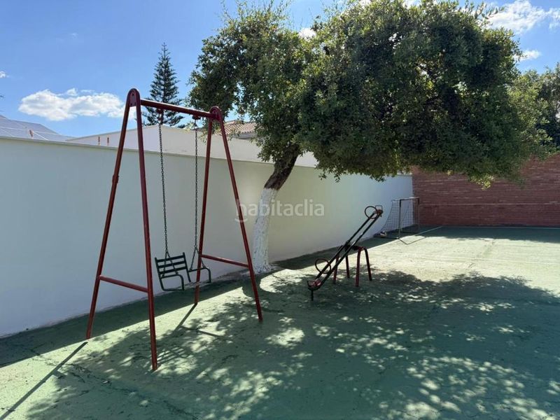 Foto 709be6c3-391e-42af-8be7-75062798d6fa. Rent chalet with fireplace heating parking pool in Alhaurín de la Torre