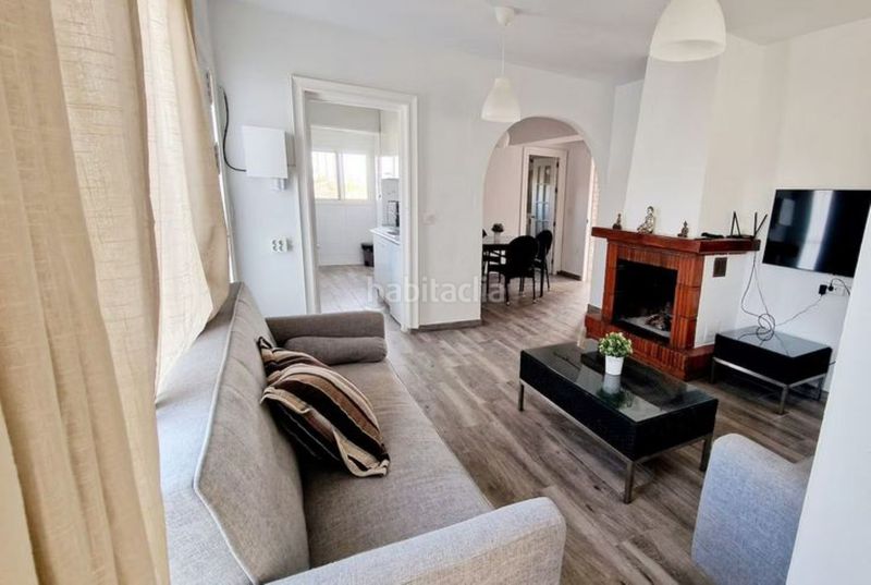 Foto d877b75c-c55b-444b-a410-1c9a37def259. Rent chalet with fireplace heating parking pool in Alhaurín de la Torre