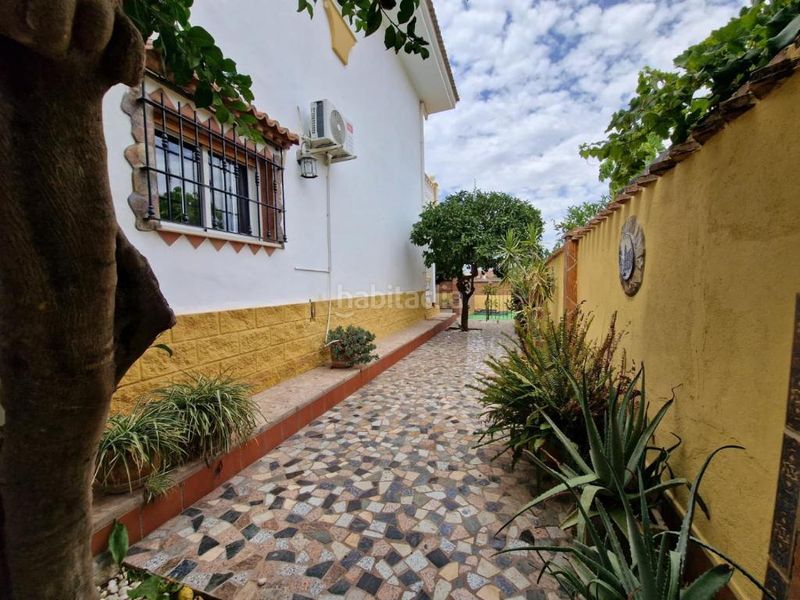 Foto 95e73a69-cfe2-4674-b1cc-9905caf993d7. Rent chalet with fireplace parking pool in Jardines de Alhaurín-Huerta Alta-Fuensanguínea Alhaurín de la Torre
