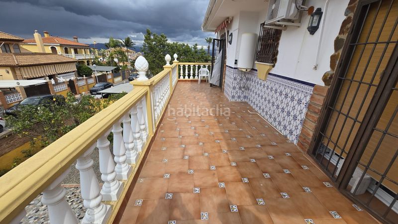 Foto b7118080-2690-4c03-b4c3-8f37e8a99680. Rent chalet with fireplace parking pool in Jardines de Alhaurín-Huerta Alta-Fuensanguínea Alhaurín de la Torre