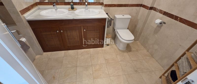 Foto aa64a4b9-2585-490a-aeba-ca29abeea89c. Miete doppelhaus mit kamin parking pool in Buenavista-Lauro Golf Alhaurín de la Torre