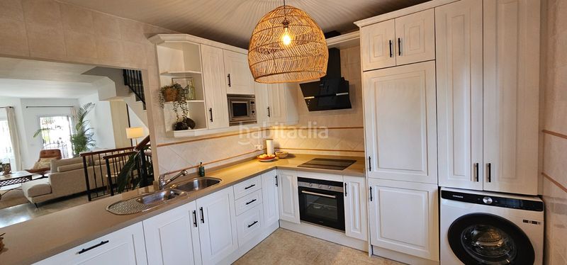 Foto 619a8e51-2b57-4a37-810c-1cb6d0b61edf. Rent towny house with fireplace parking pool in Buenavista-Lauro Golf Alhaurín de la Torre