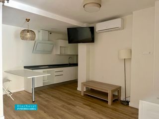 Business premise in Calle gómez pallete 2