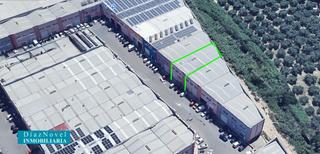 Industrial building in Calle capileira 52
