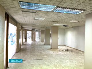 Miete Geschäftsraum in Calle mármoles 42. 650 m² en esquina con alta visibilidad – para operadores (clínic
