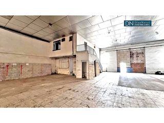 Rent Industrial building in Calle cerrajeros 7. Ideal para logística y distribución urbana en málaga capital.