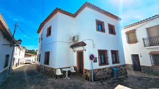 Casa a Calle regadera 39. Acogedora casa de dos plantas en la aldea de acebuche