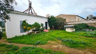Propriété à Cumbres Mayores. Instalación porcina en finca de 2,5 has para 544 cerdos