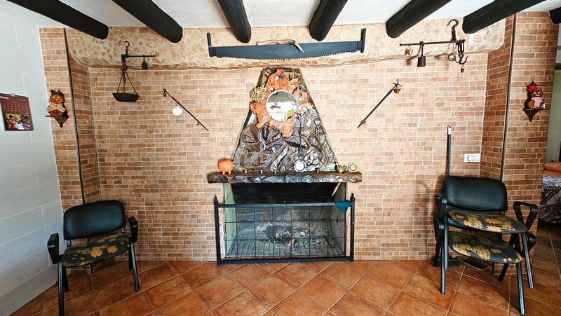 Foto 010c4841-57e2-446b-ba6f-16ef1d0e701d. Masia amb xemeneia piscina a Galaroza