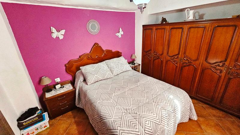 Foto 3c198cc2-8ef4-4eb8-a57e-a2e399bc4862. Masia amb xemeneia piscina a Galaroza