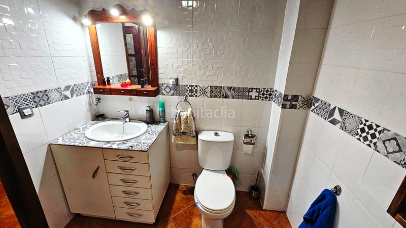 Foto f107c74e-b941-4587-bb0c-334b7a7c5ccc. Masia amb xemeneia piscina a Galaroza