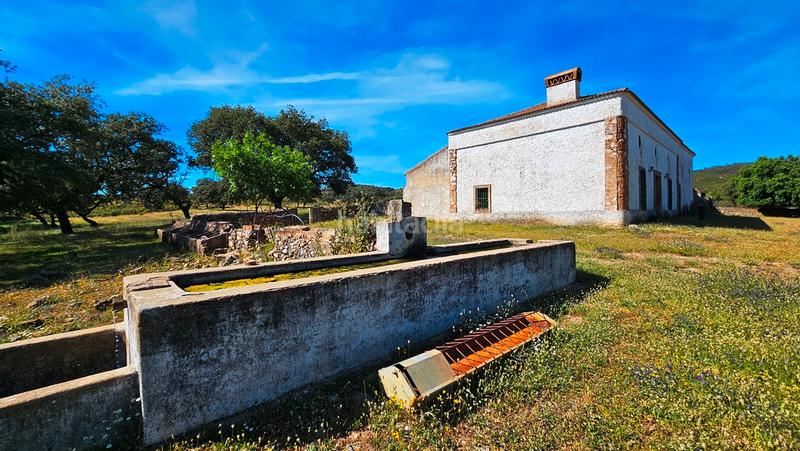 Foto 14d82961-edeb-4c7d-bbd6-1d8441534fdb. Mas avec cheminée dans Zufre