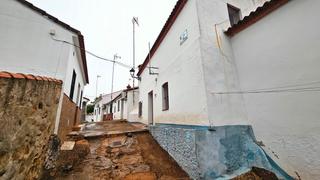 Maison à Calle pie de la sierra 126. Casa de pueblo en las delgadas, zalamea la real