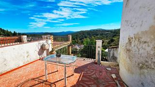 Casa a Calle paymogo 41. Casa de pueblo con corral en cortegana