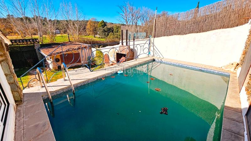 Foto f993ca0c-8e39-4f82-b24e-fe82d8d40d01. Casa a n/a a Galaroza