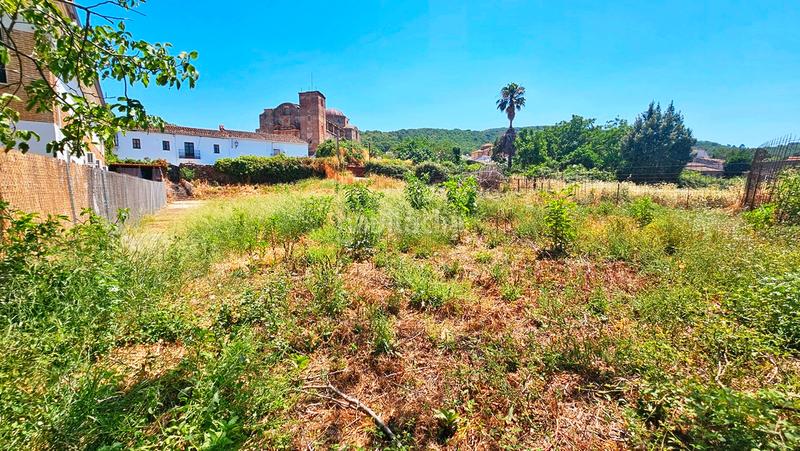 Foto 8a999907-6c8b-4fff-91f3-c6ed645a77b3. Wohngrundstück in calle iglesia nueva 1 in Castaño del Robledo