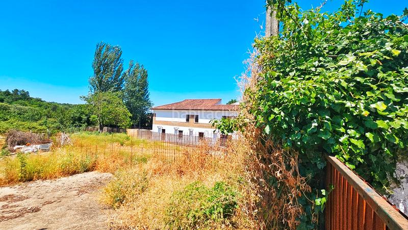 Foto ddad8f19-63ab-47d0-80b4-09aa48609ffd. Wohngrundstück in calle iglesia nueva 1 in Castaño del Robledo