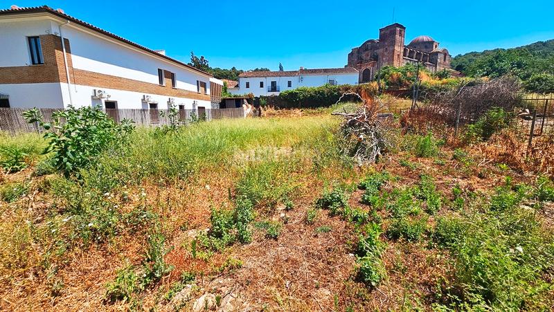 Foto e88201cc-0e64-4d26-a874-375e838627e1. Wohngrundstück in calle iglesia nueva 1 in Castaño del Robledo