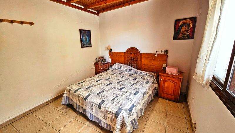 Foto 2e782fde-745c-43ca-a25d-75cd2e7d6211. Casa in calle antonio diaz 8 in Santa Ana la Real