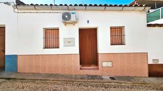 Haus  Calle fuente 6. Casa en una sola planta con 70 m2