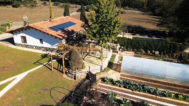 Foto 9c4f6f4f-3ead-4dee-9404-7e0b4a1417a8. Casa amb xemeneia aparcament piscina a Cortelazor