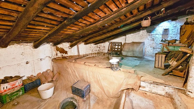 Foto 19a87d1f-083d-4424-85e6-3f4768355b20. Casa amb xemeneia aparcament a Fuenteheridos