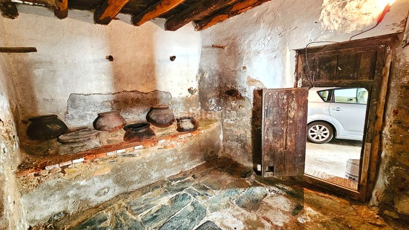 Foto 2b4fa59d-a2b7-436d-b858-5b5d02d8b6eb. Casa amb xemeneia aparcament a Fuenteheridos