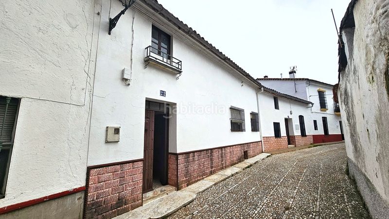 Foto 6d3105c4-b877-4061-8147-de47fc8ec21d. Casa amb xemeneia aparcament a Fuenteheridos