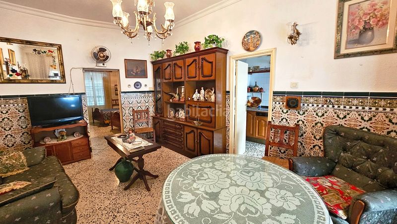 Foto 7b8794fa-6855-4059-85ad-3255659a45a8. Casa amb xemeneia aparcament a Fuenteheridos