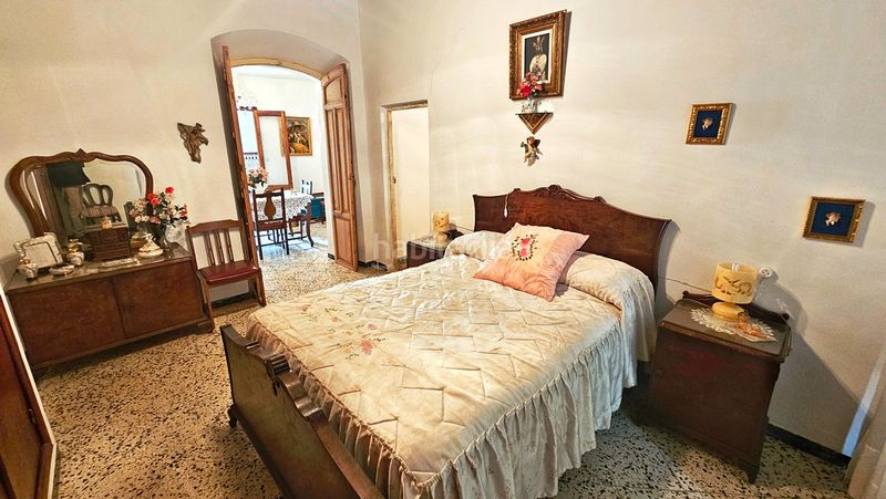 Foto c3c64017-c086-4ef1-b8a0-1dea5953f35a. Casa amb xemeneia aparcament a Fuenteheridos