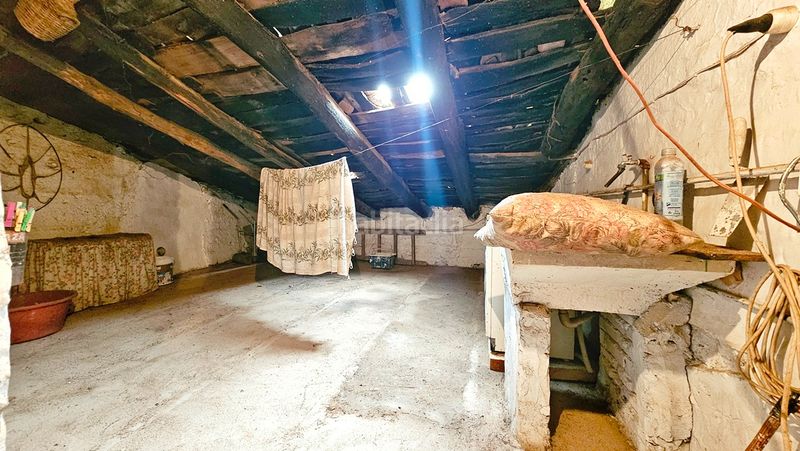 Foto de74a5b8-d96c-46f4-b460-08b6f385e4c2. Casa amb xemeneia aparcament a Fuenteheridos