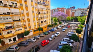 Pis a Calle antonio rodríguez "zeppelin" 5. Piso en triana con excelente ubicación