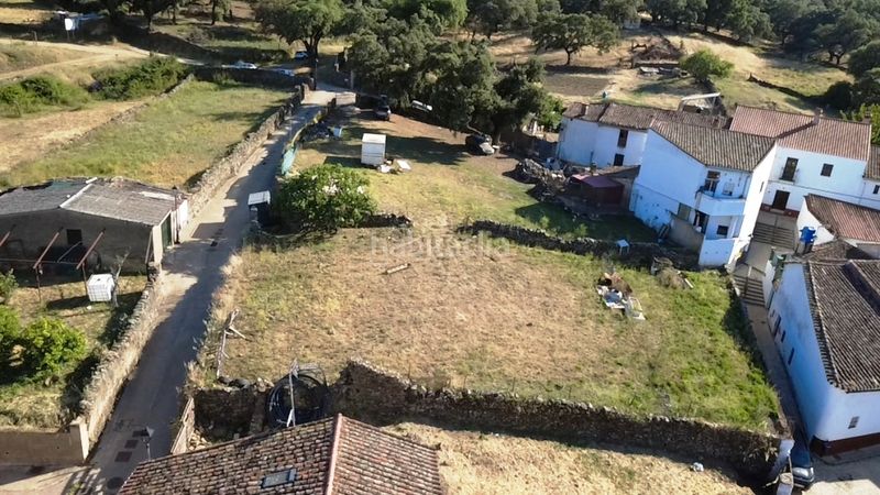 Foto 6ea93879-0052-4da5-8adc-006233cde744. Terreno residencial en calle de la fuente 7 solar urbano de 1.500 m2 en la aldea de la umbría, en Aracena