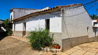 Maison à Calle enmedio 3. Casa de pueblo en el centro de corteconcepción