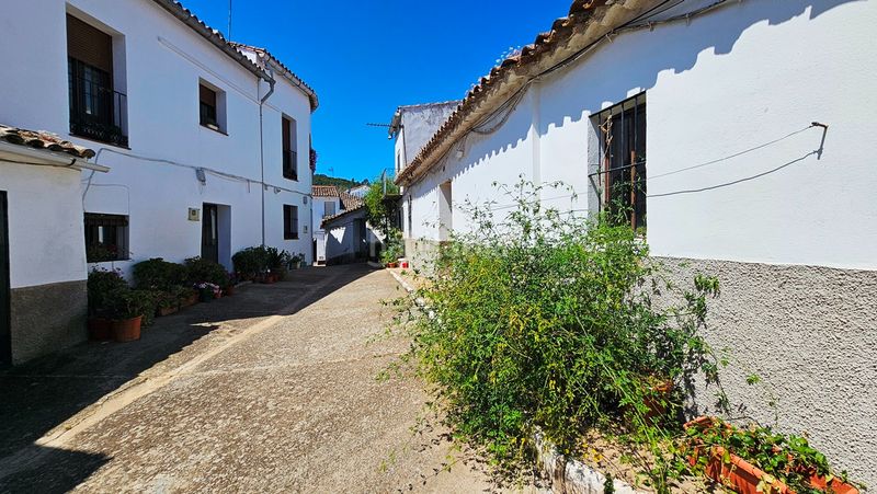 Foto d2104314-e185-49a9-bf58-faefd30a0ca8. Casa a calle enmedio 3 a Corteconcepción