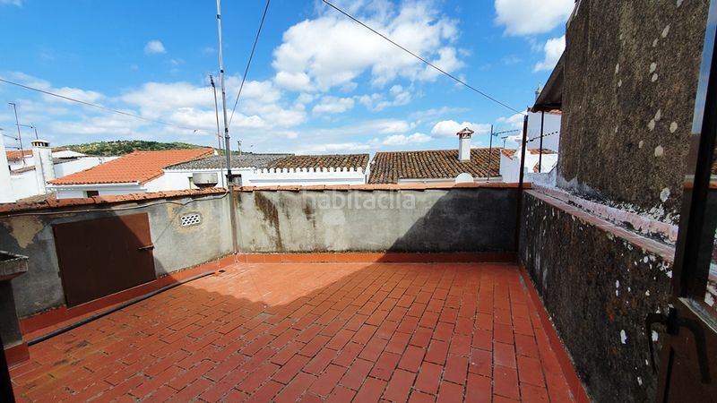 Foto 57a0bb5d-4d21-4cdb-ba62-1e2b962bfe23. Casa amb xemeneia a Aroche