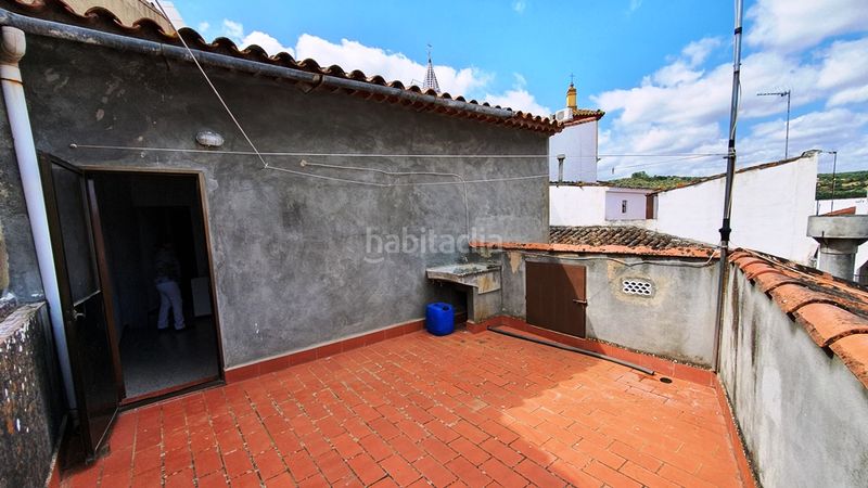 Foto 5a44df3f-d742-4a5b-ac71-2e09f7d3f6bd. Casa amb xemeneia a Aroche