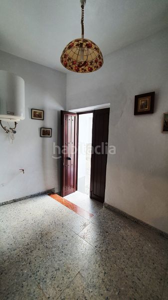 Foto e08b9810-c2e1-435b-8dfd-4ad5c9a55424. Casa amb xemeneia a Aroche