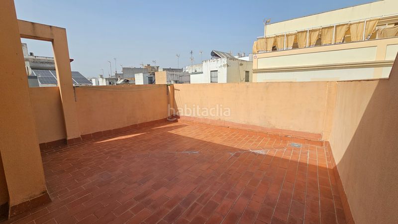 Foto 8076f768-41c2-44c5-a2d0-5a93958413b9. Àtic a calle pimienta 69 a Alcalá del Río