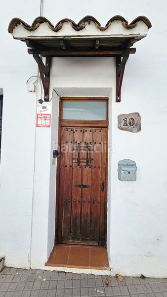 Foto 182b4675-3aa3-4f43-94bb-6c01f36edd1f. Casa amb xemeneia a Aracena