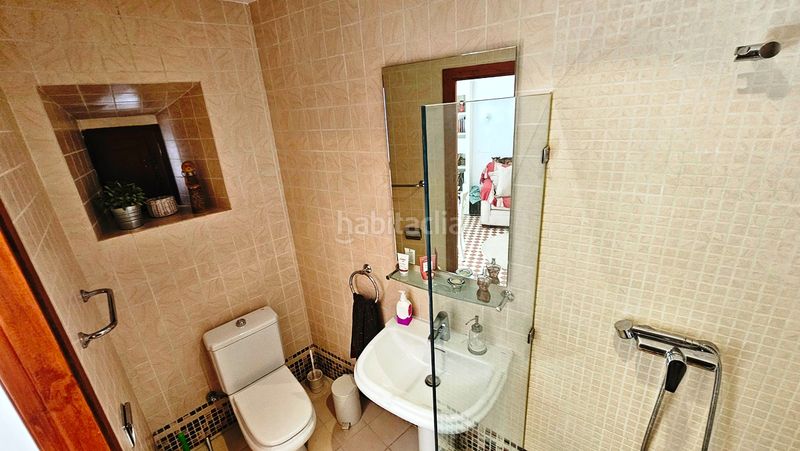 Foto f92eb5eb-e43b-4f5e-9a73-3a97c233f554. Haus mit kamin heizung parking in Zufre